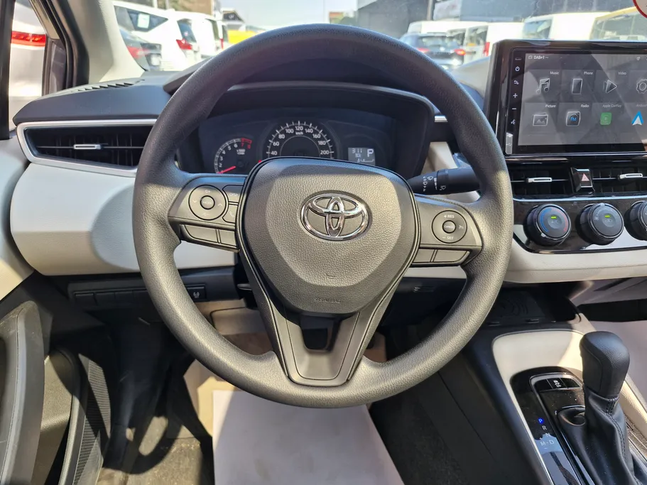 تويوتا كورولا XLI Executive Moonroof 2025 