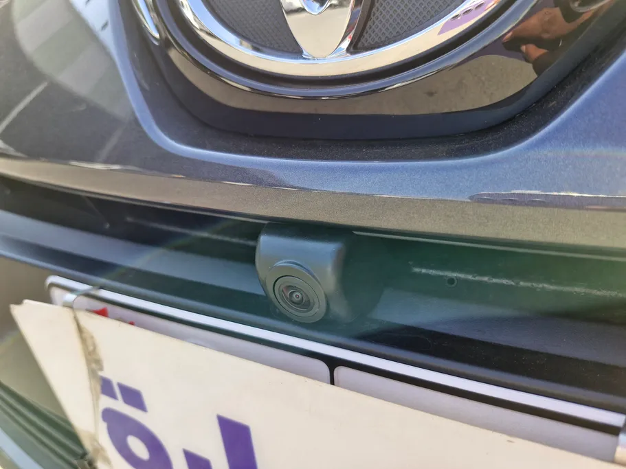 تويوتا كورولا XLI Executive Moonroof 2025 