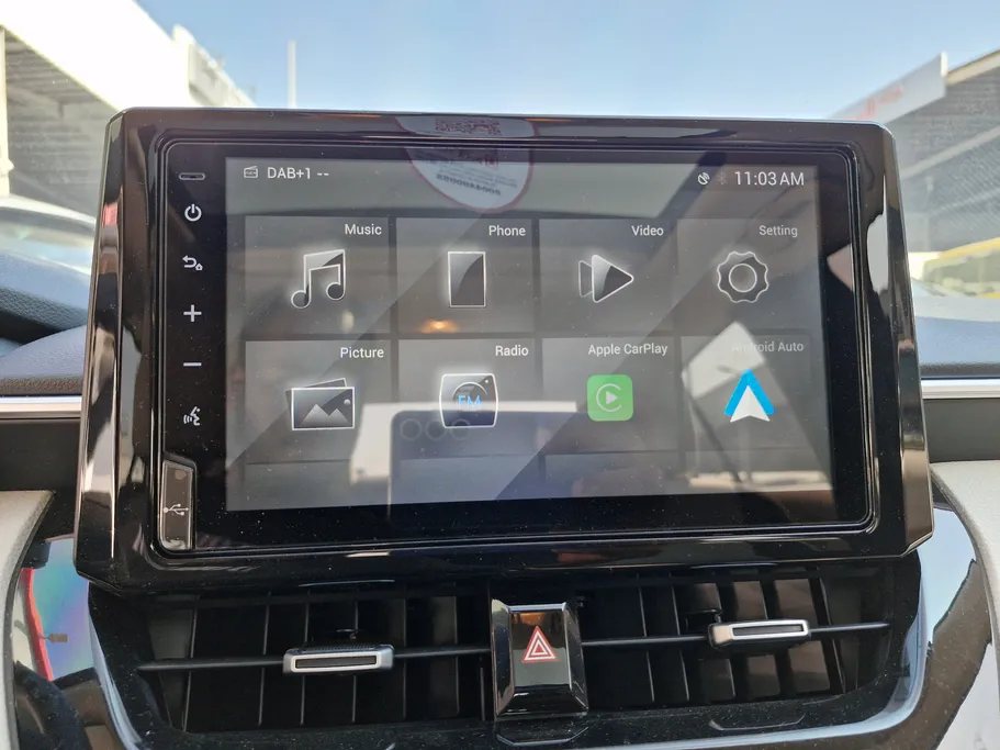 تويوتا كورولا XLI Executive Moonroof 2025 