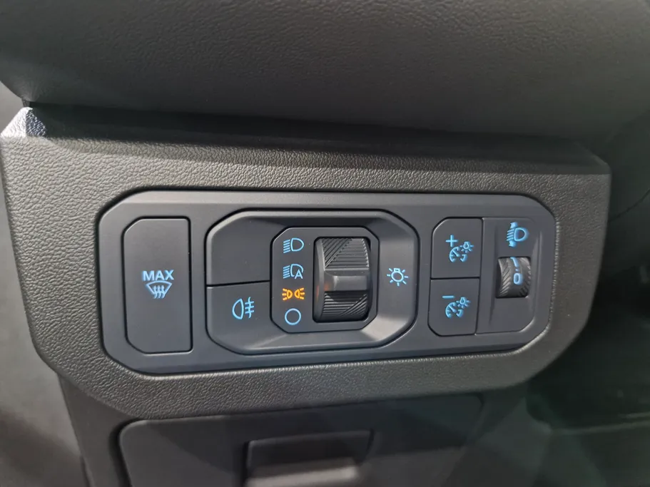 فورد تورس تيتانيوم الإصدار الجديد 2026 