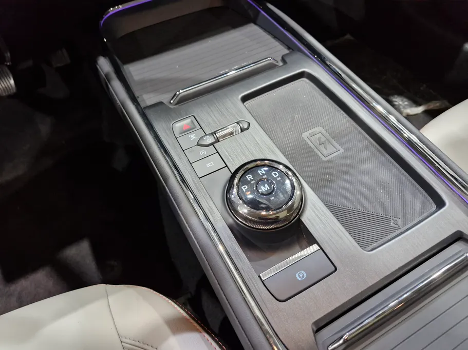 فورد تورس تيتانيوم الإصدار الجديد 2026 