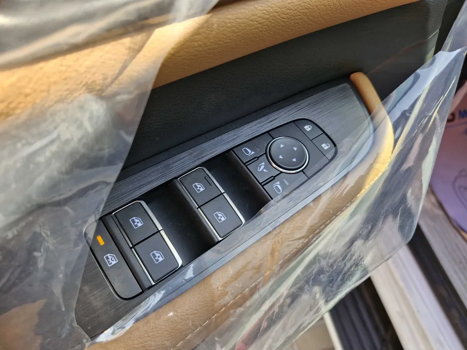 2026 Nissan Patrol SE Platinum City	 