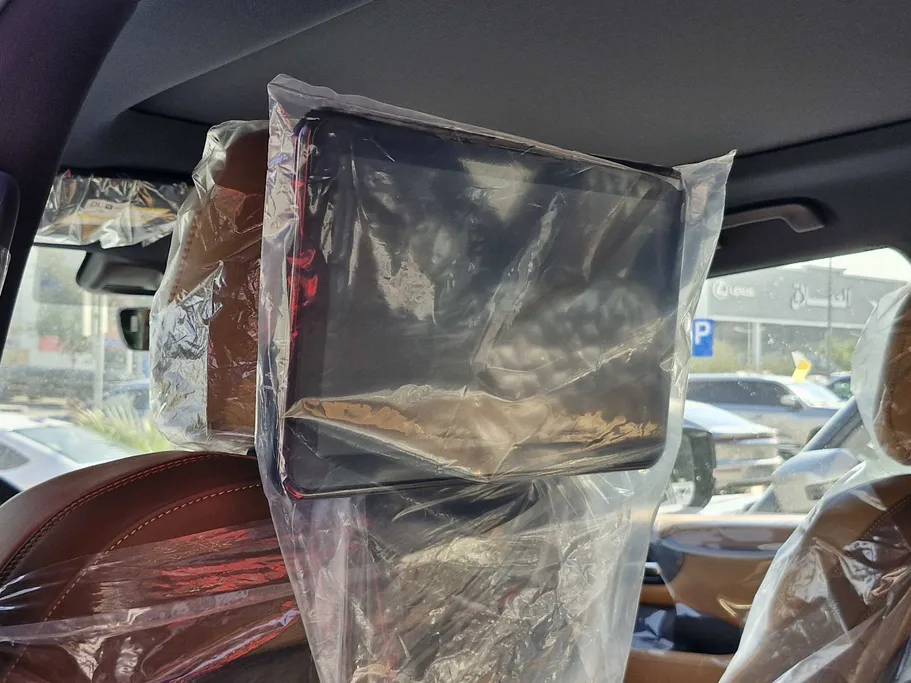 2026 Nissan Patrol SE Platinum City	 