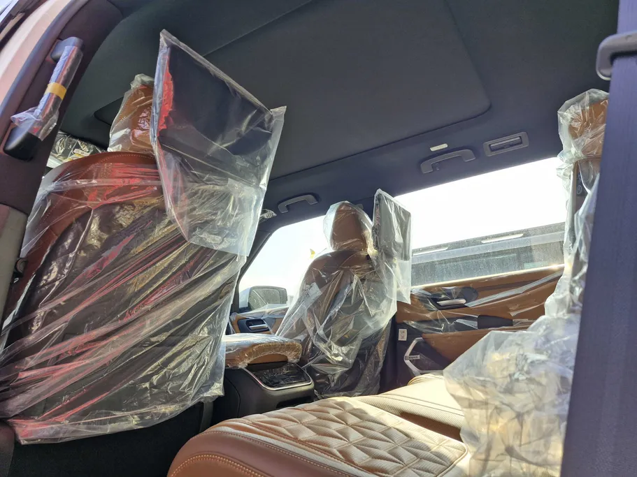 2026 Nissan Patrol SE Platinum City	 