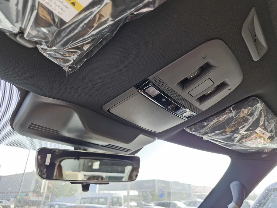 2026 Nissan Patrol SE Platinum City	 