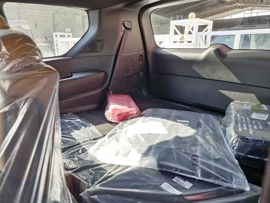 2026 Nissan Patrol SE Platinum City	 