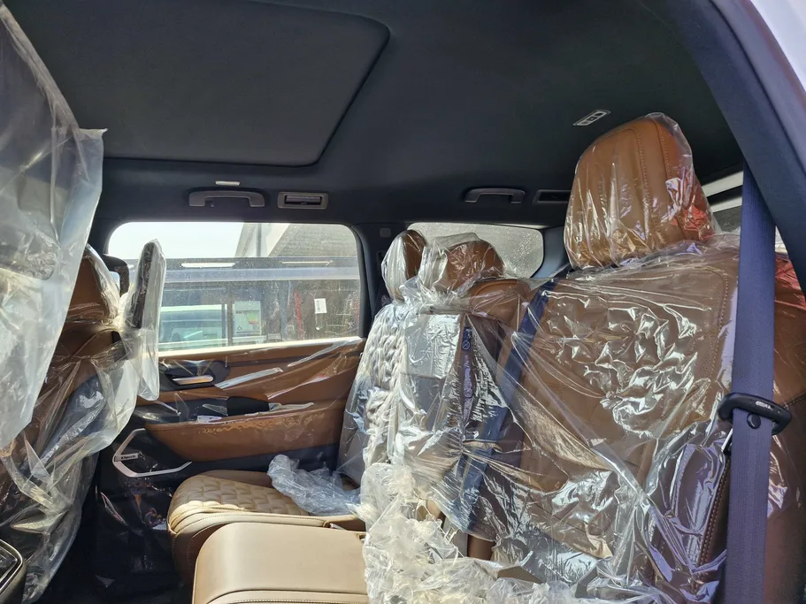 2026 Nissan Patrol SE Platinum City	 