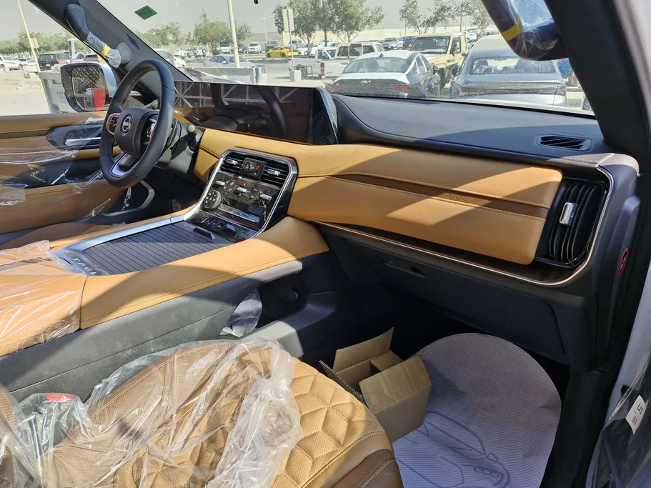 2026 Nissan Patrol SE Platinum City	 