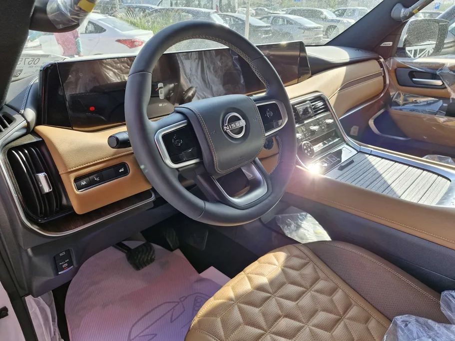 2026 Nissan Patrol SE Platinum City	 