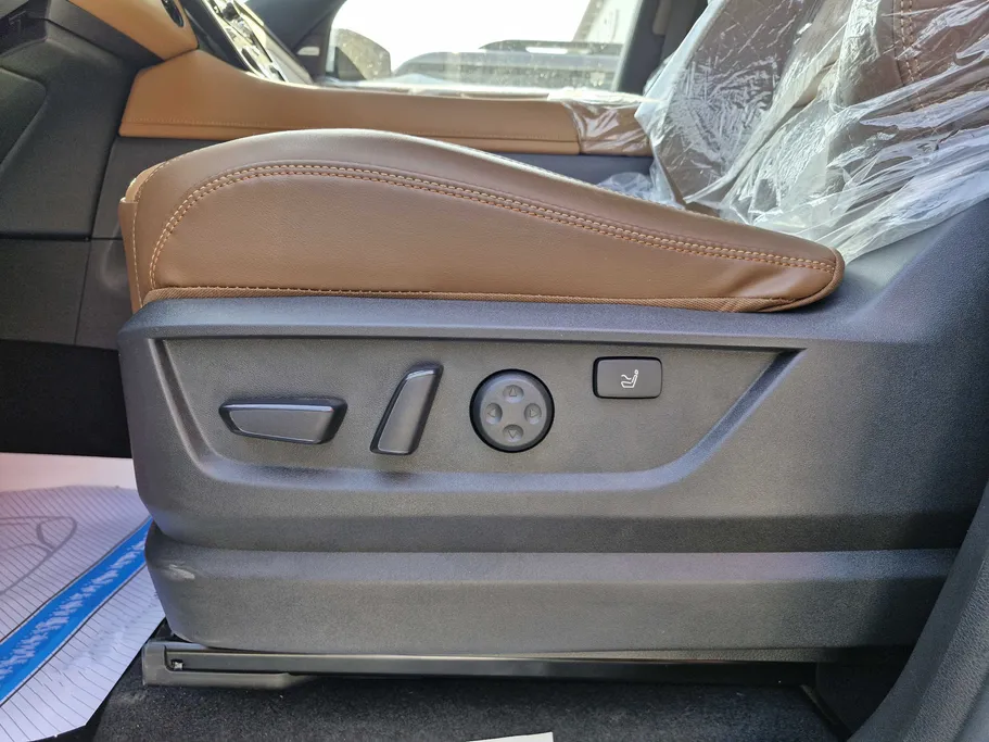 2026 Nissan Patrol SE Platinum City	 