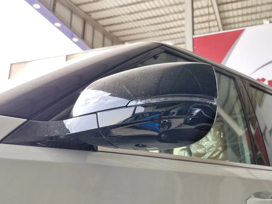 2026 Nissan Patrol SE Platinum City	 