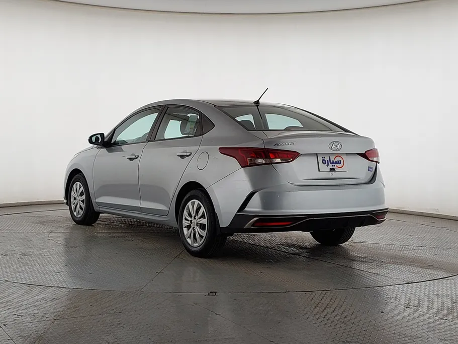 هيونداي اكسنت سمارت 2021 
