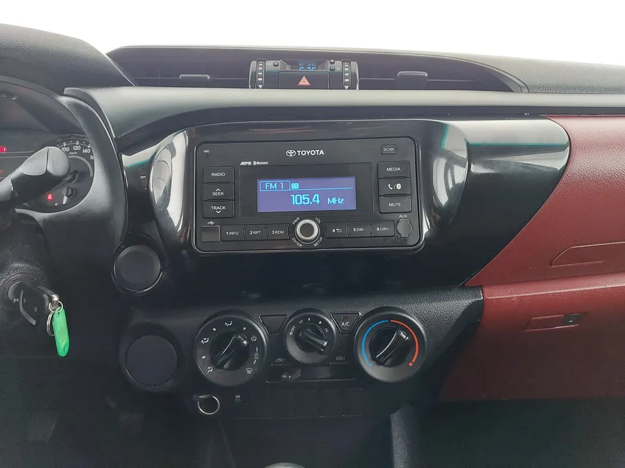 2022 Toyota Hilux GL 