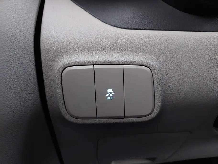 هيونداي Grand i10 فلييت 2024 