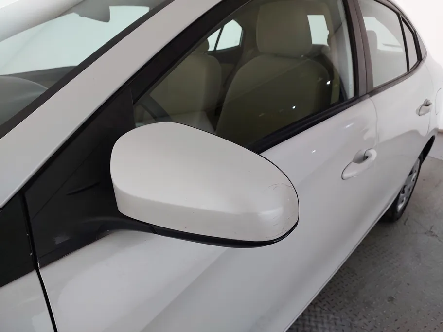 2022 Toyota Yaris  Y FLT 