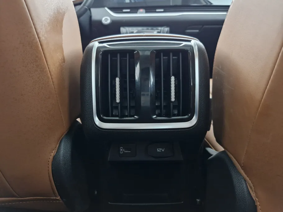 فاو بيستون بي 70 بريميوم 2023 