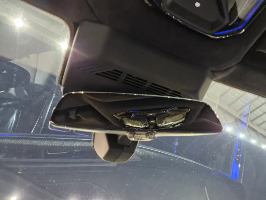 بي ام دبليو الفئة السابعة 740 i 2025 