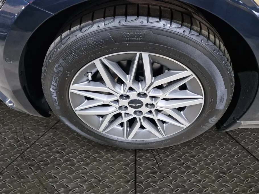 2025 Genesis G80 PRESTIGE 