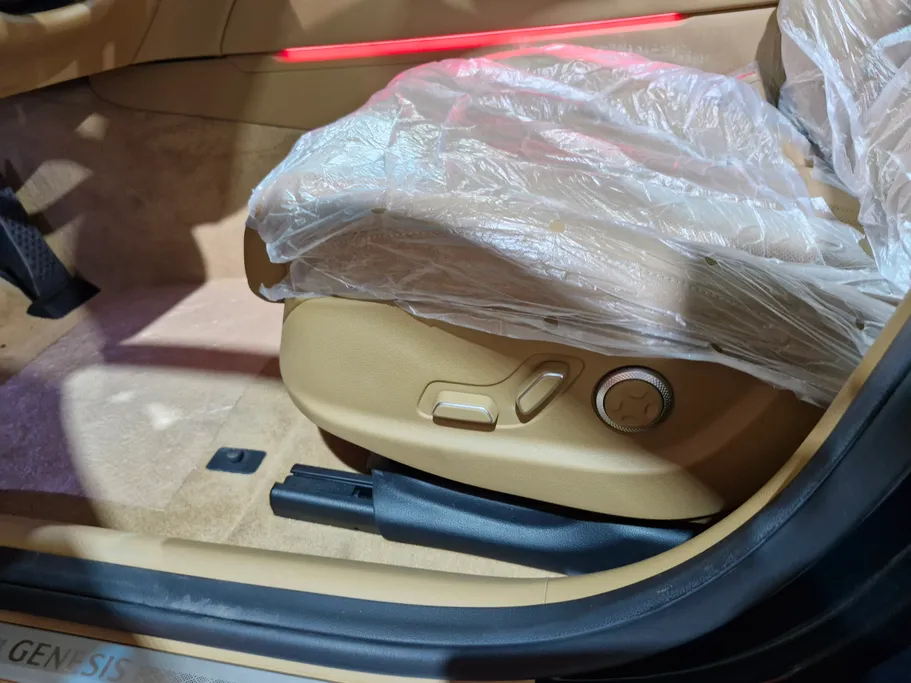 2025 Genesis G80 PRESTIGE 