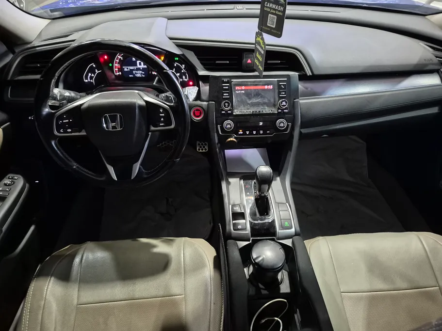 هوندا سيفيك LX 2018 