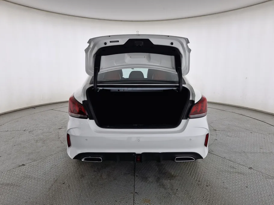 ام جي جي تي LUX 2023 