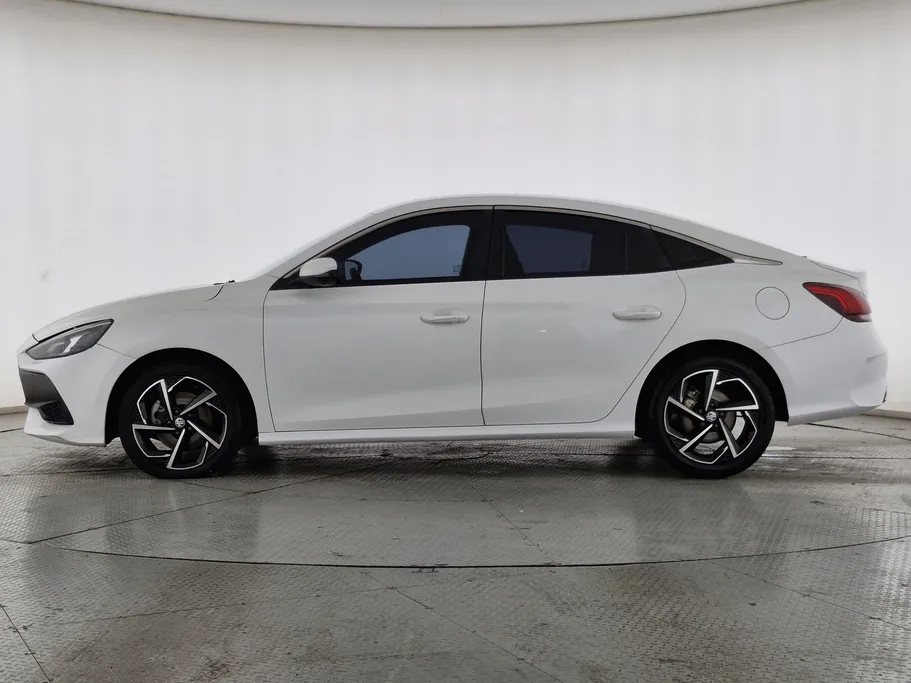 ام جي جي تي LUX 2023 