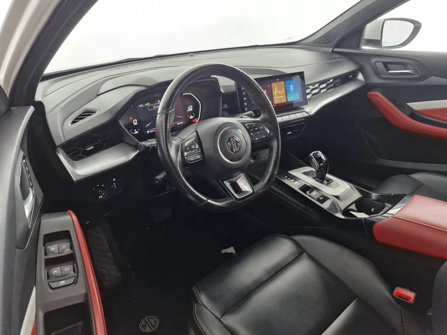 ام جي جي تي LUX 2023 