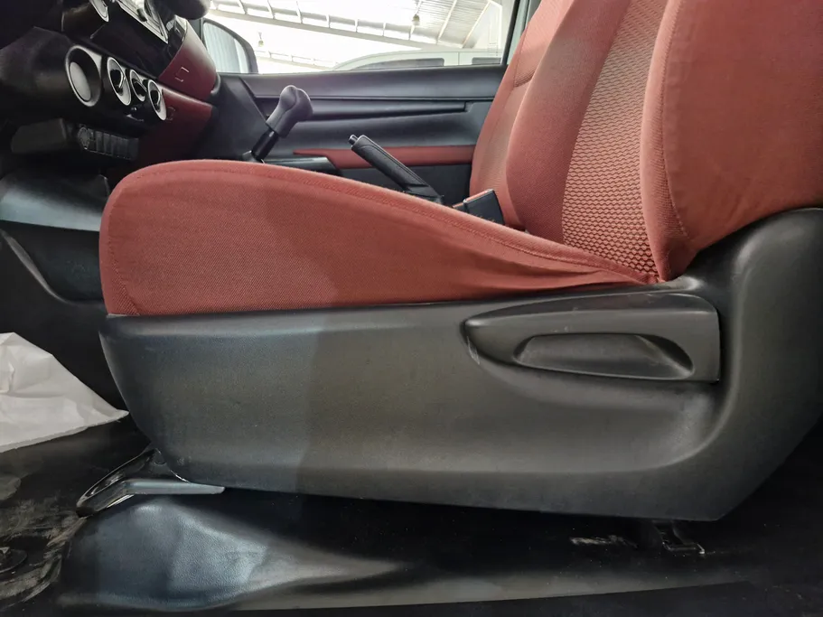 2022 Toyota Hilux GLX 