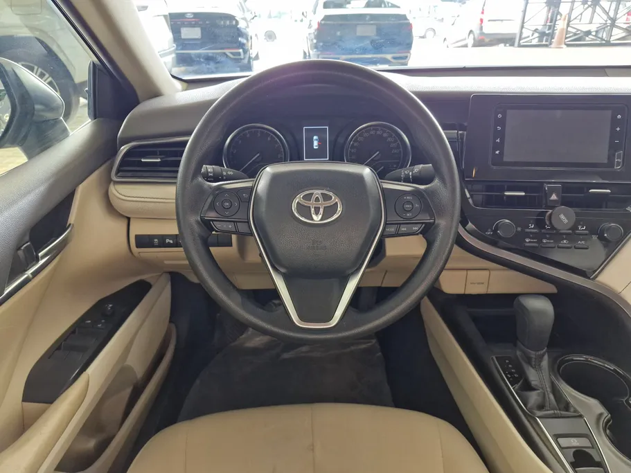 2023 Toyota Camry  LE 
