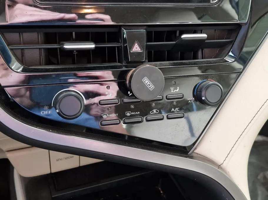 2023 Toyota Camry  LE 