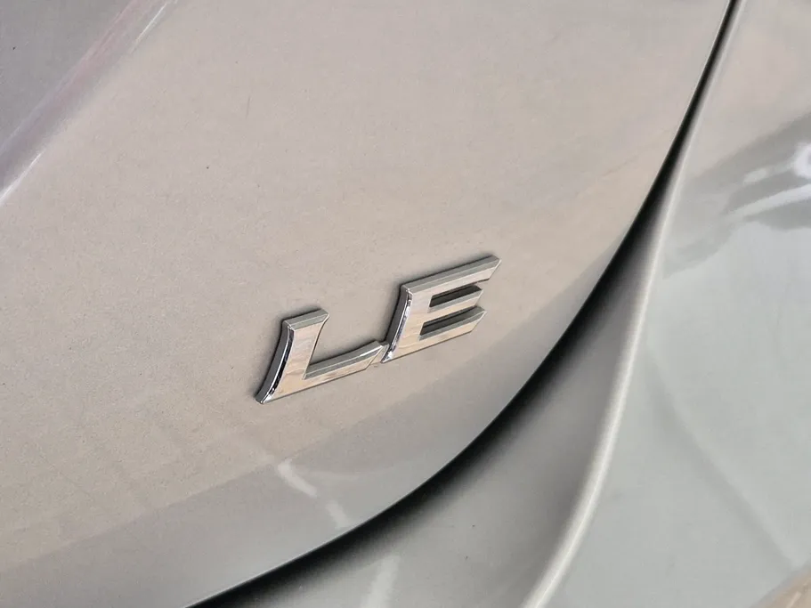 2023 Toyota Camry  LE 