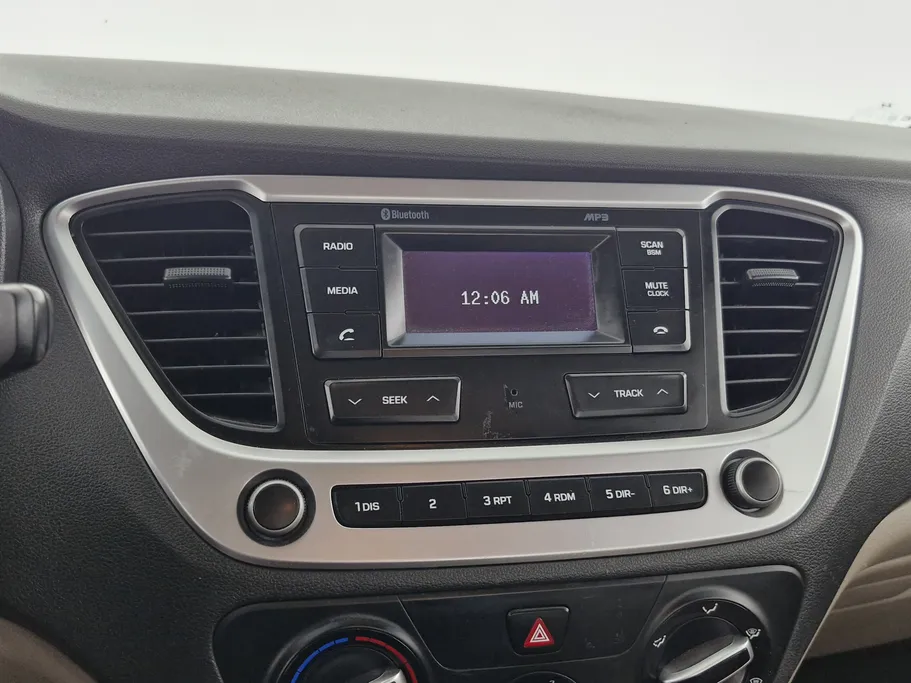 هيونداي اكسنت سمارت 2022 