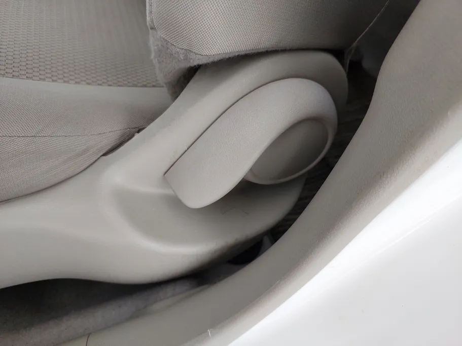 2020 Nissan Sunny SV 