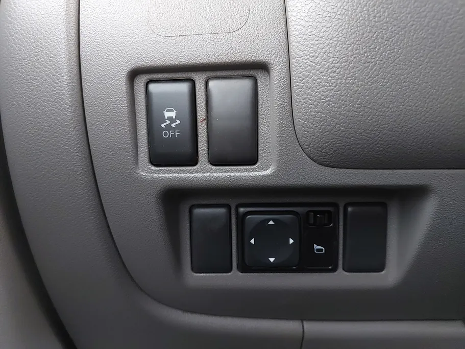 2020 Nissan Sunny SV 