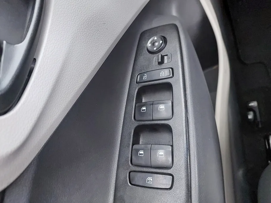 2023 Hyundai Grand i10 Fleet 