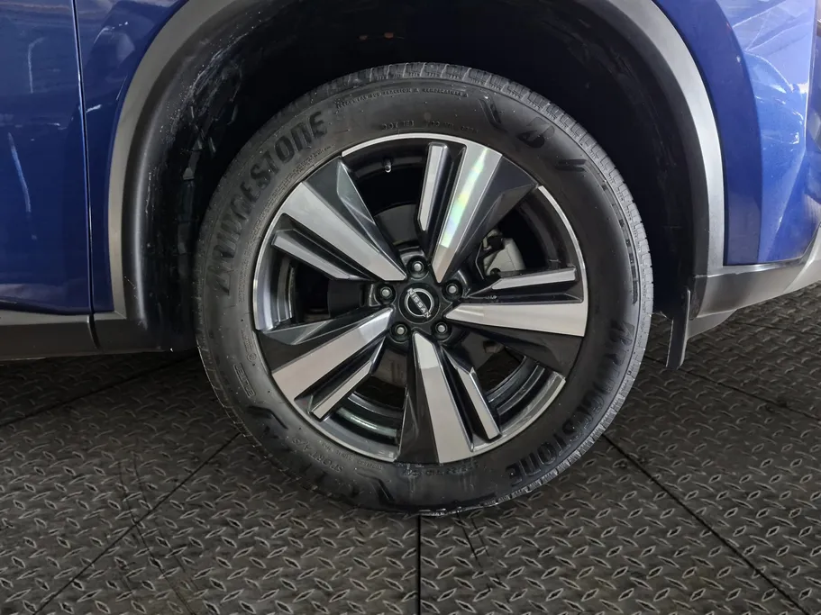 نيسان أكس تريل SL 2024 