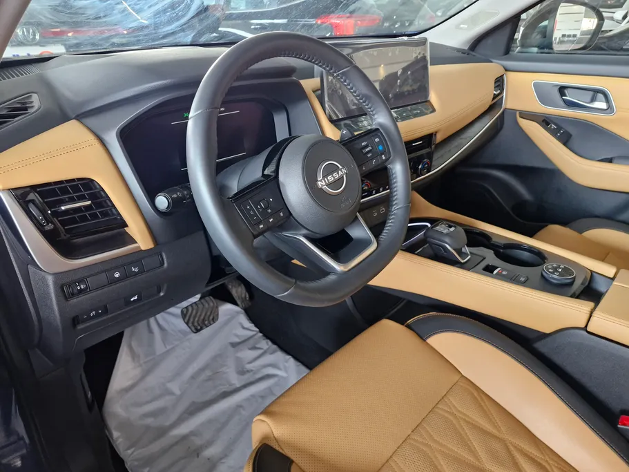 نيسان أكس تريل SL 2024 