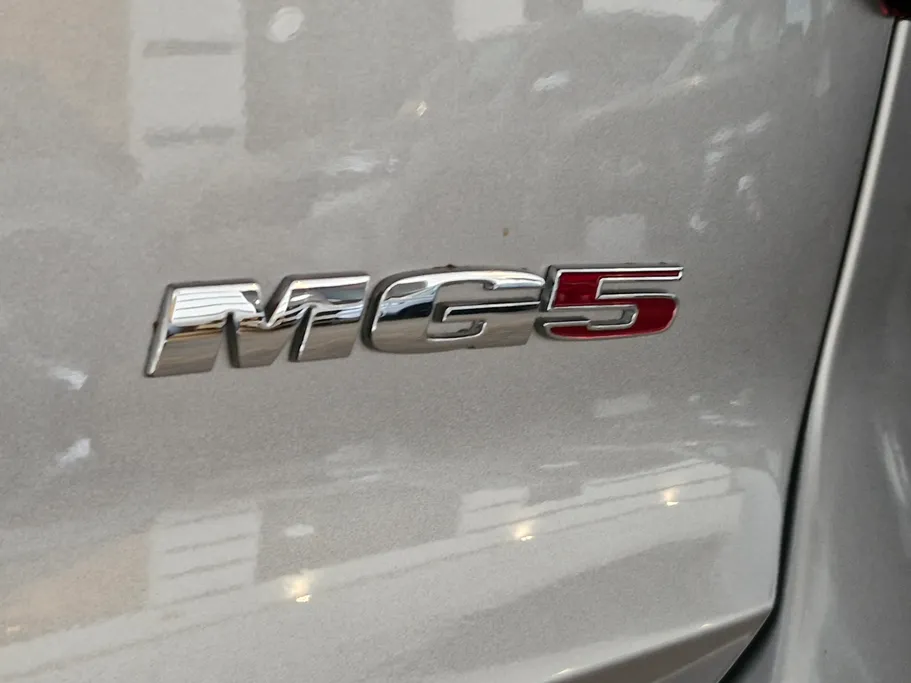 2024 MG 5 STD 