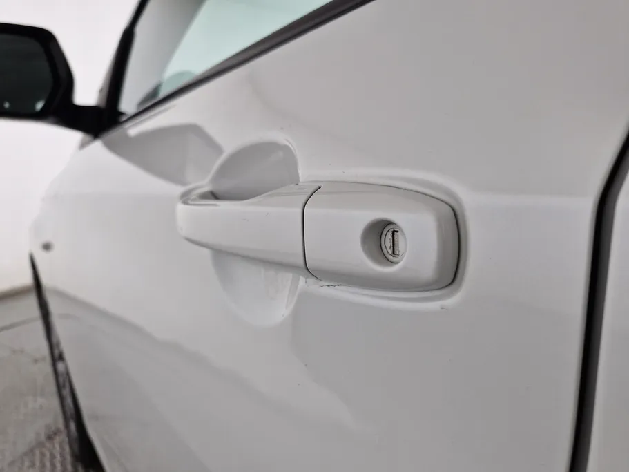 2023 Toyota Yaris  Y 