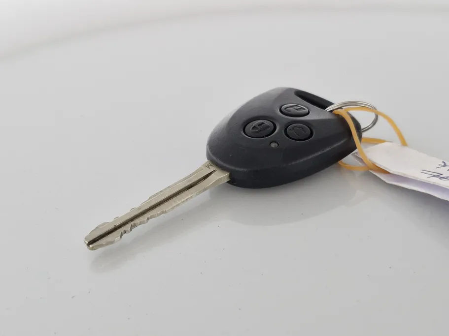 2023 Toyota Yaris  Y 