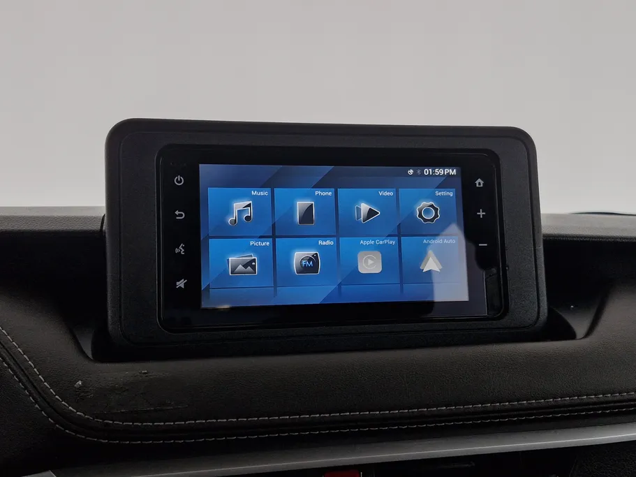 2023 Toyota Yaris  Y 