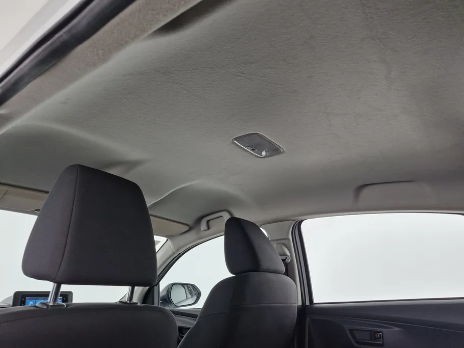 2023 Toyota Yaris  Y 