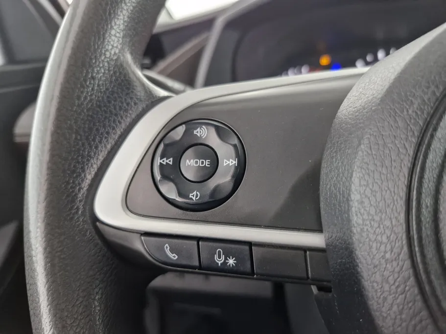 2023 Toyota Yaris  Y 