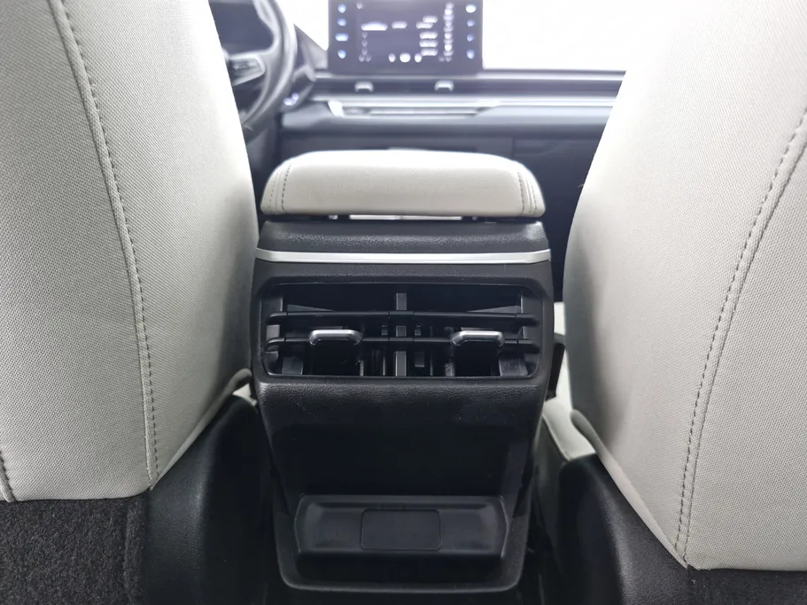 جيلي امجراند GS 2023 