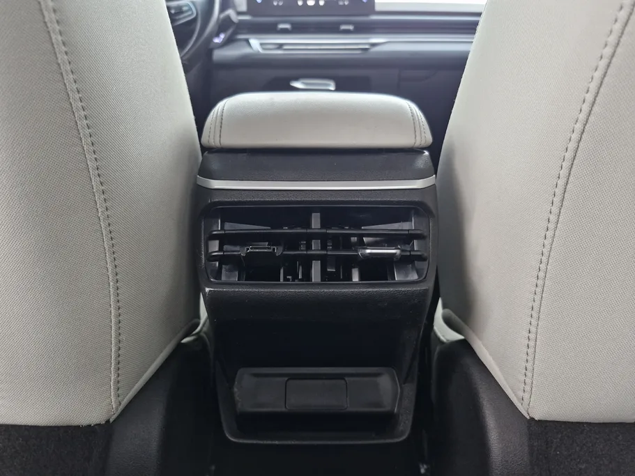 جيلي امجراند GS 2023 