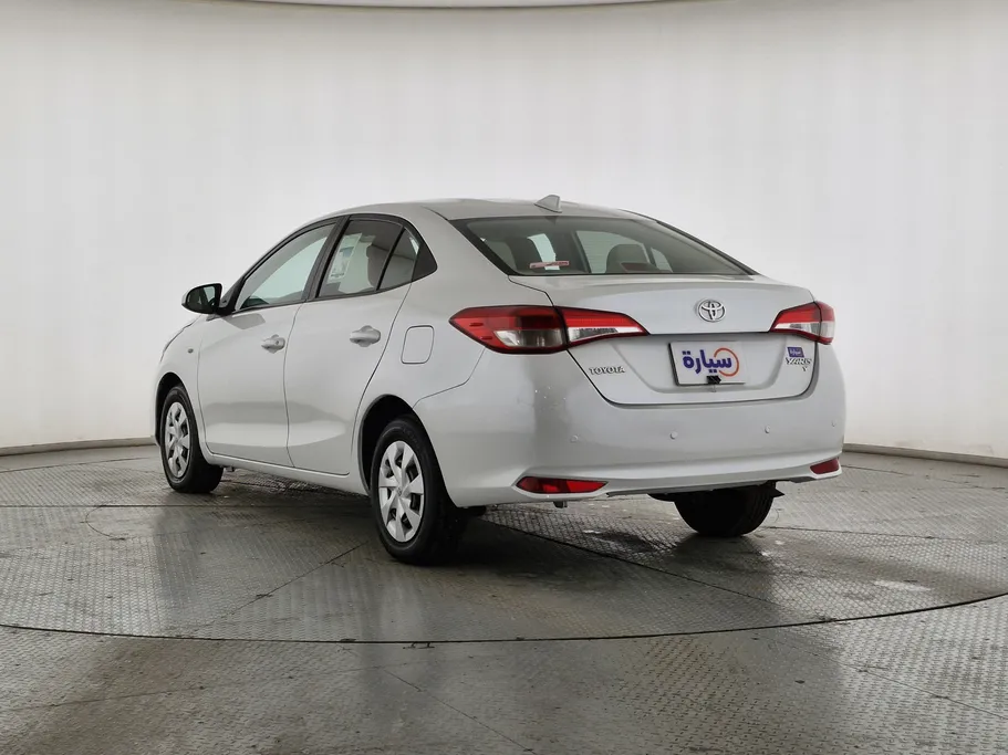 2021 Toyota Yaris  Y 