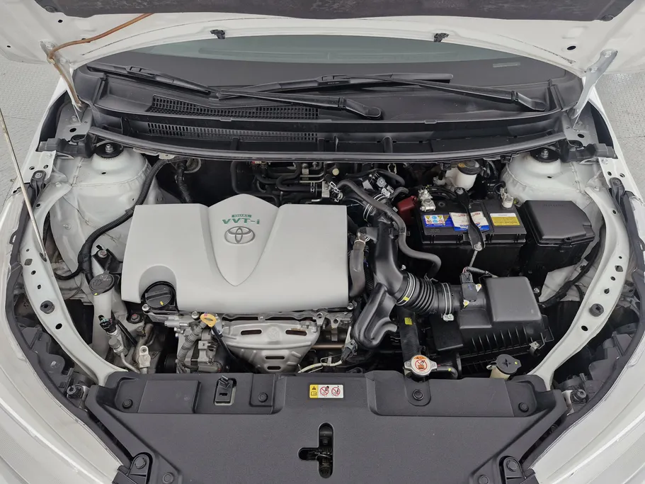 2021 Toyota Yaris  Y 