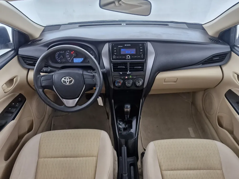 2021 Toyota Yaris  Y 