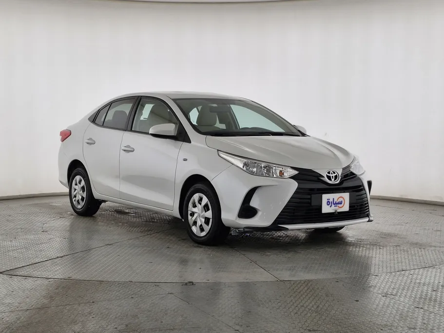 2021 Toyota Yaris  Y 