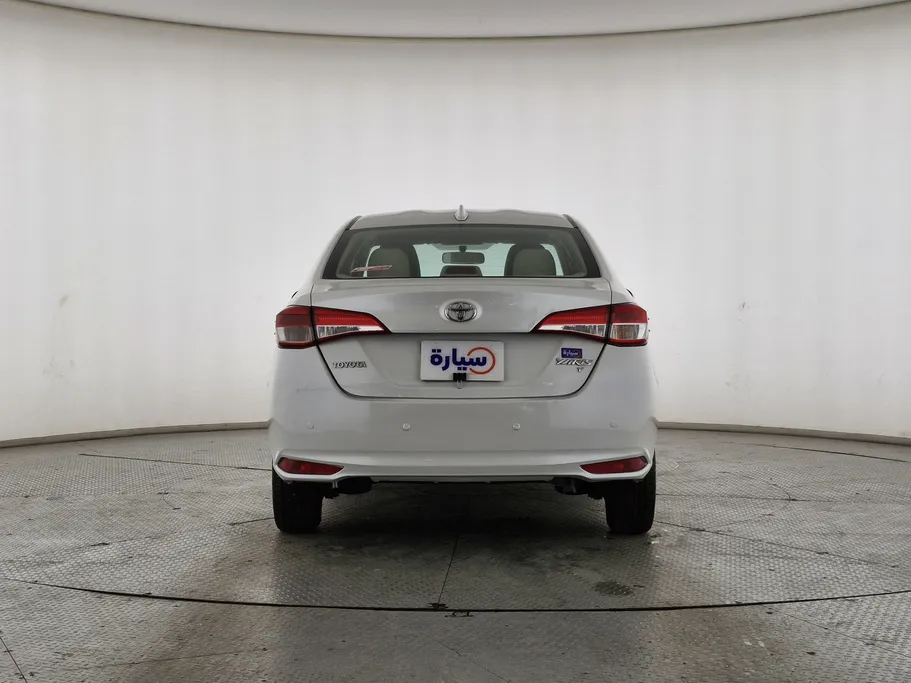 2021 Toyota Yaris  Y 